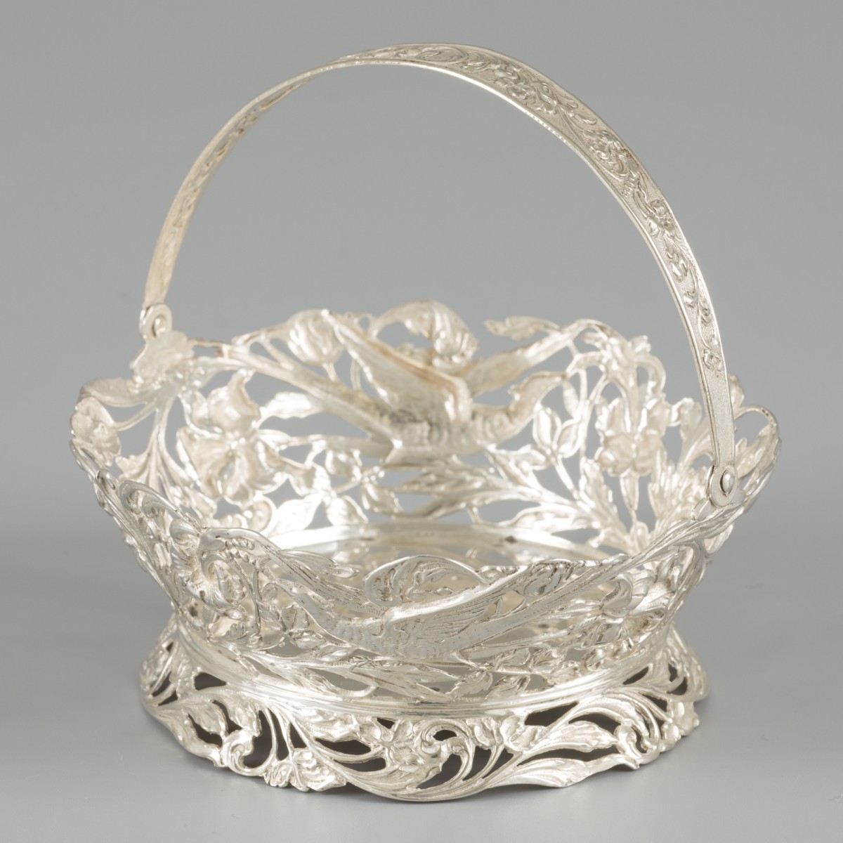 Bonbonmandje zilver.
