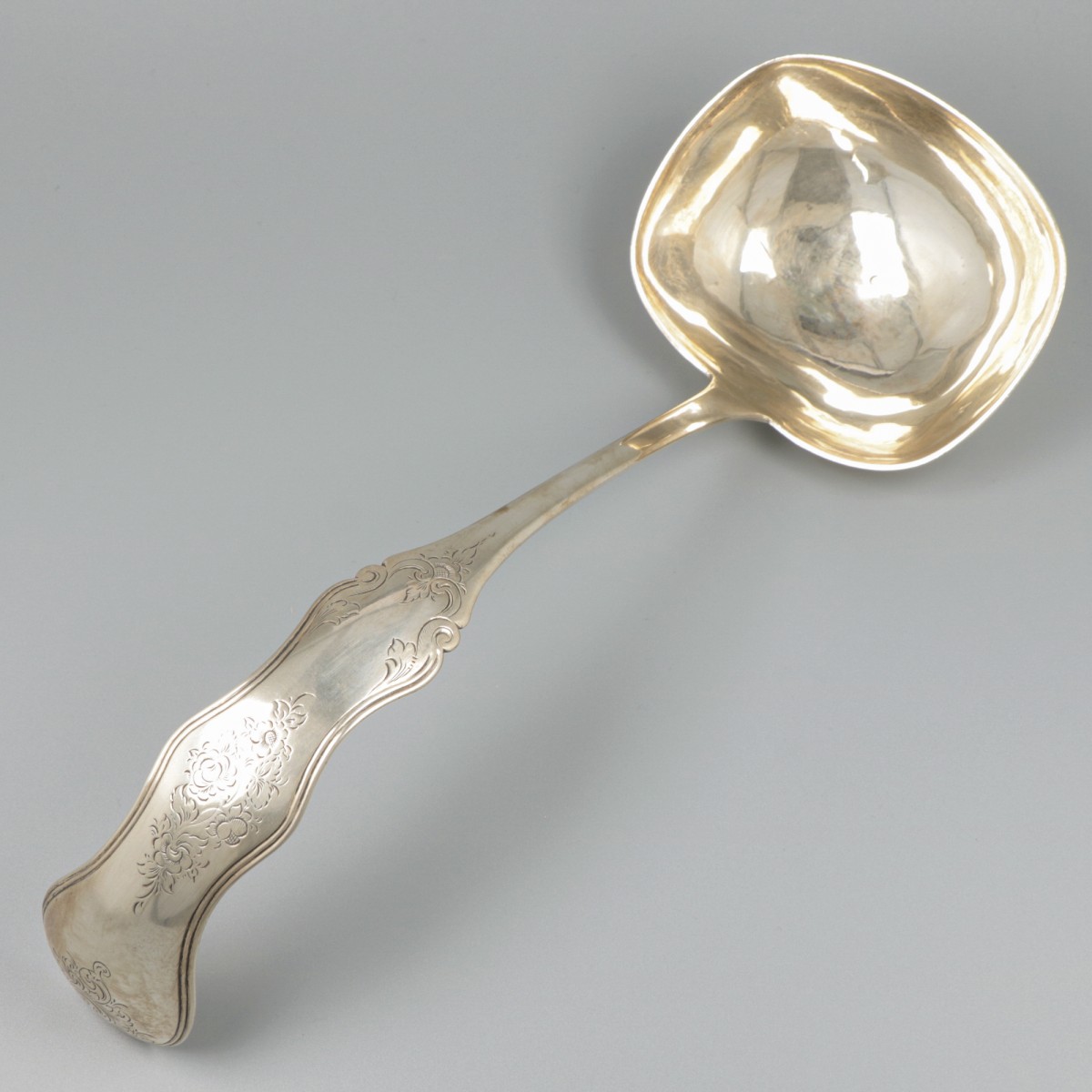 Soeplouche zilver.