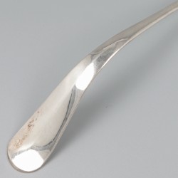 Soeplouche zilver.
