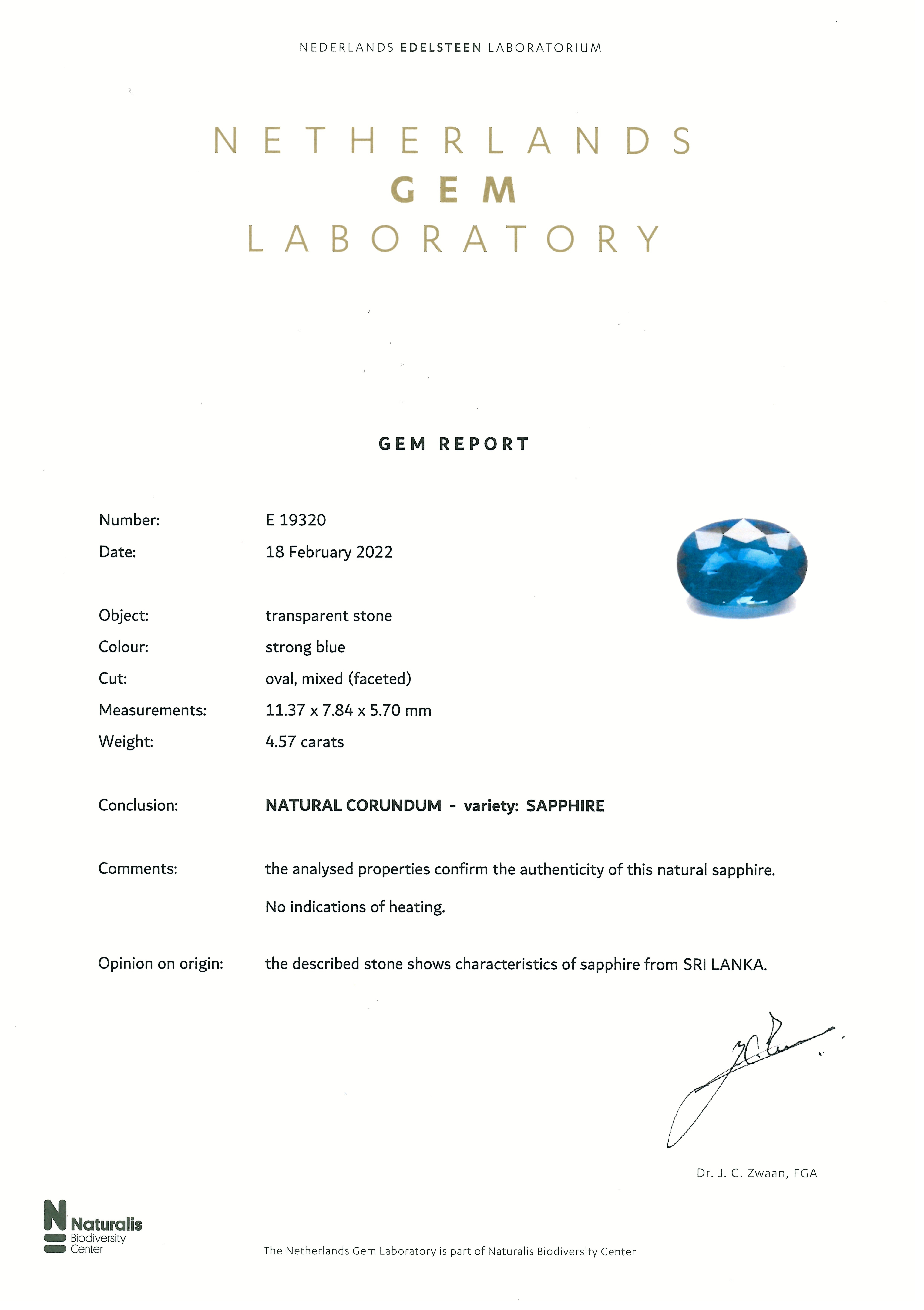 NEL-gecertificeerde 4.57 ct. ovaal geslepen natuurlijke blauwe saffier, vermoedelijk uit Sri Lanka.