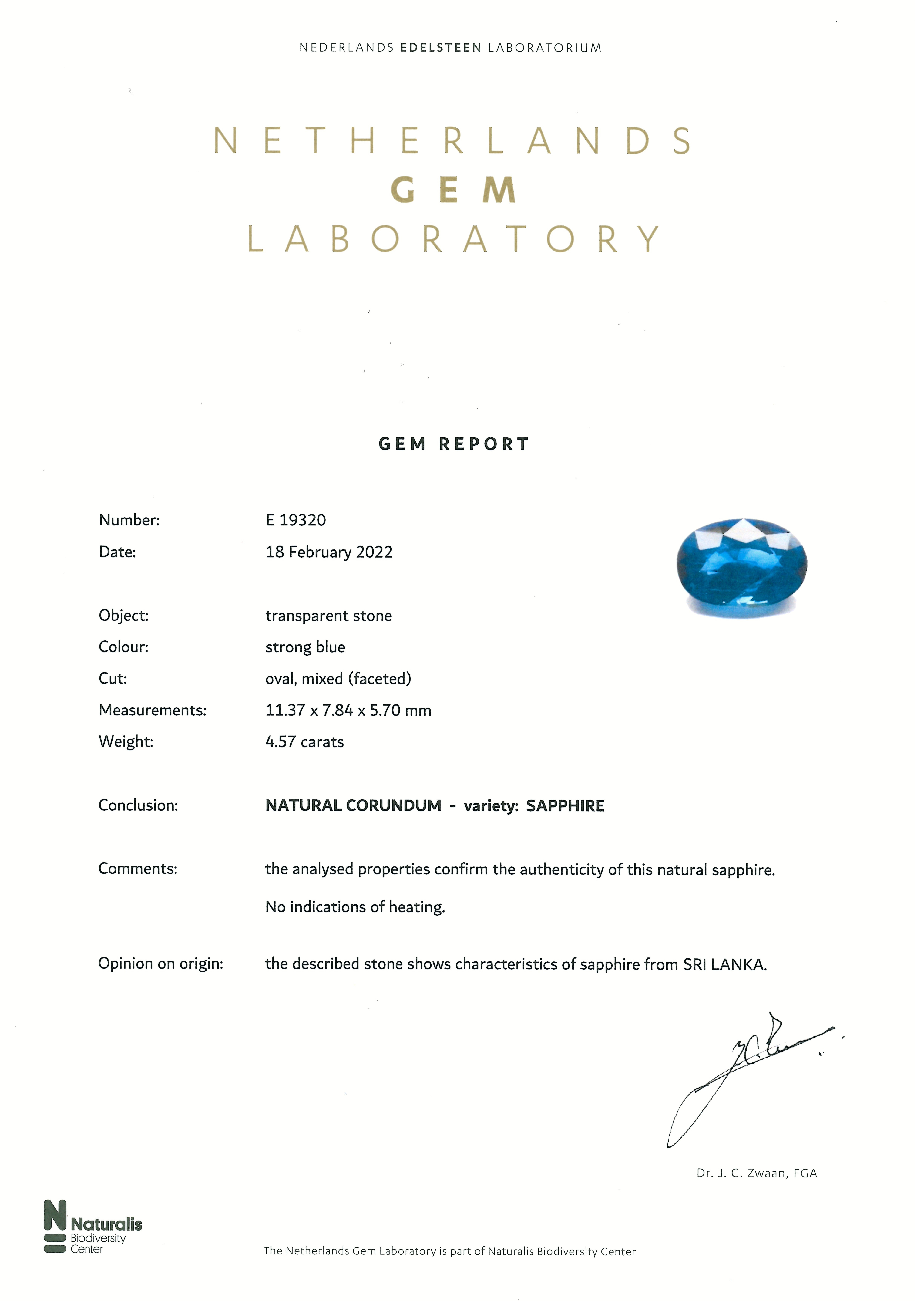 NEL-gecertificeerde 4.57 ct. ovaal geslepen natuurlijke blauwe saffier, vermoedelijk uit Sri Lanka.