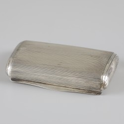 Snuiftabakdoos zilver.