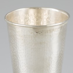 Drinkbeker zilver.
