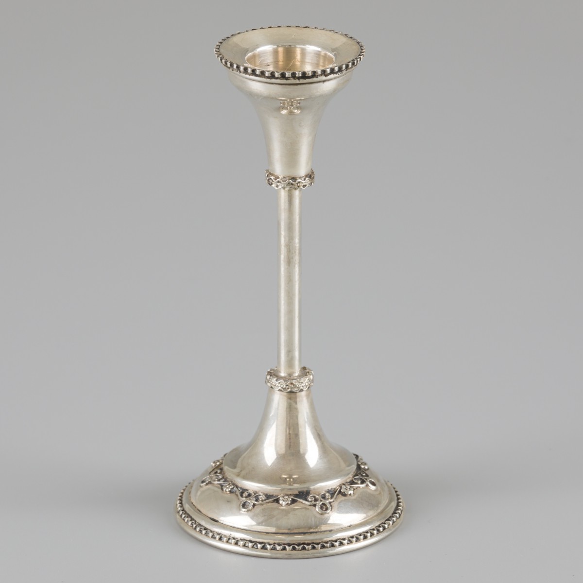 Judaïca kandelaar zilver.