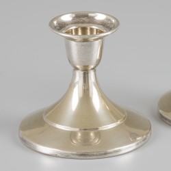 2-delige set tafelkandelaren zilver.