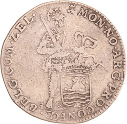 Halve zilveren dukaat. Zeeland. 1762. Fraai +.