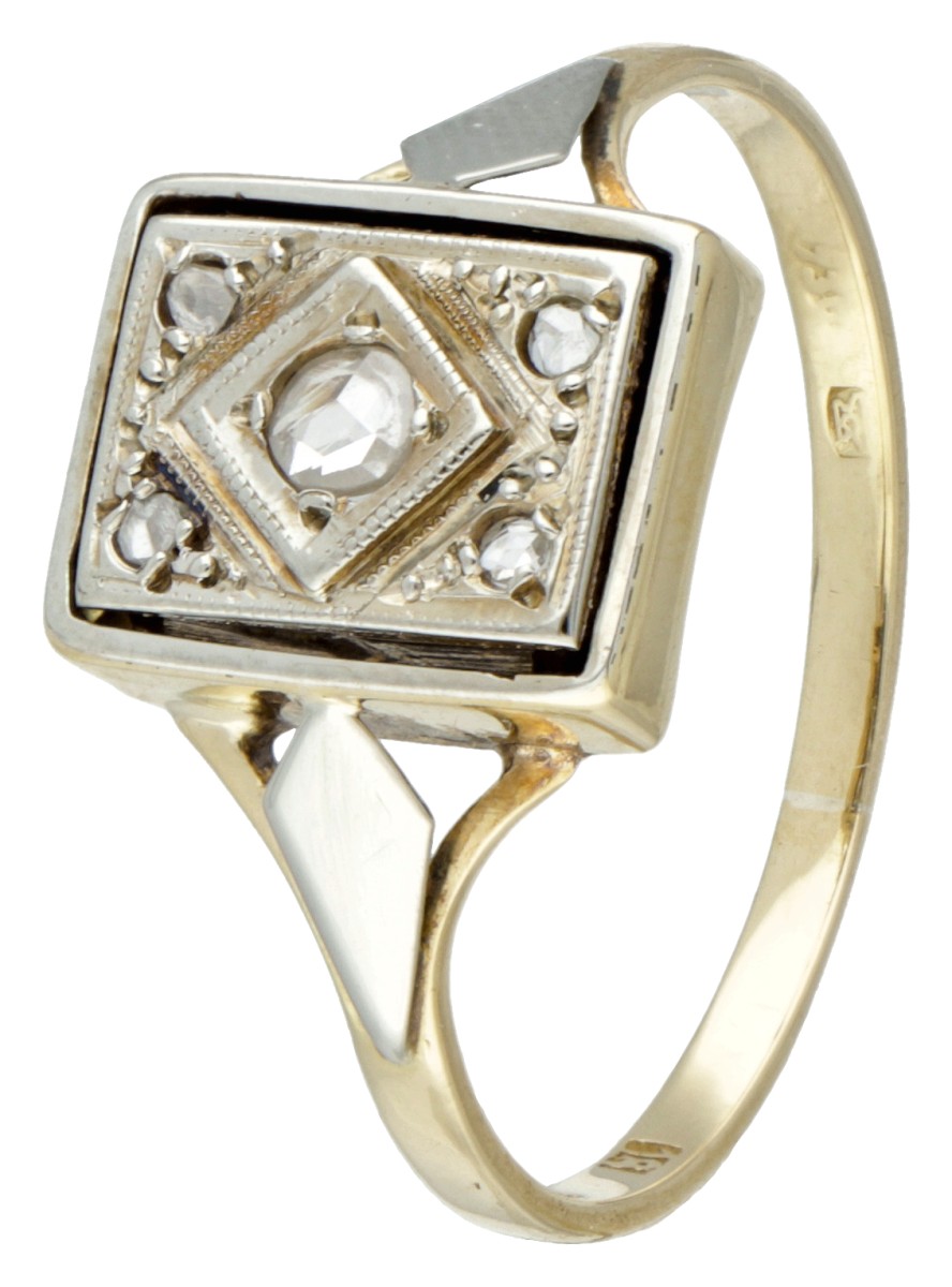 14 kt. Bicolor gouden art deco ring bezet met roosgeslepen diamant.