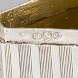 Doosje zilver.