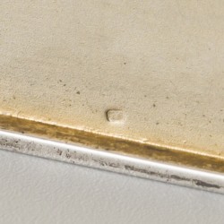 Sigarettenetui zilver.