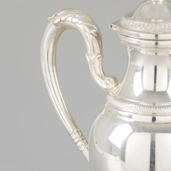 Koffiepot zilver.