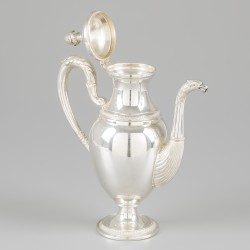 Koffiepot zilver.
