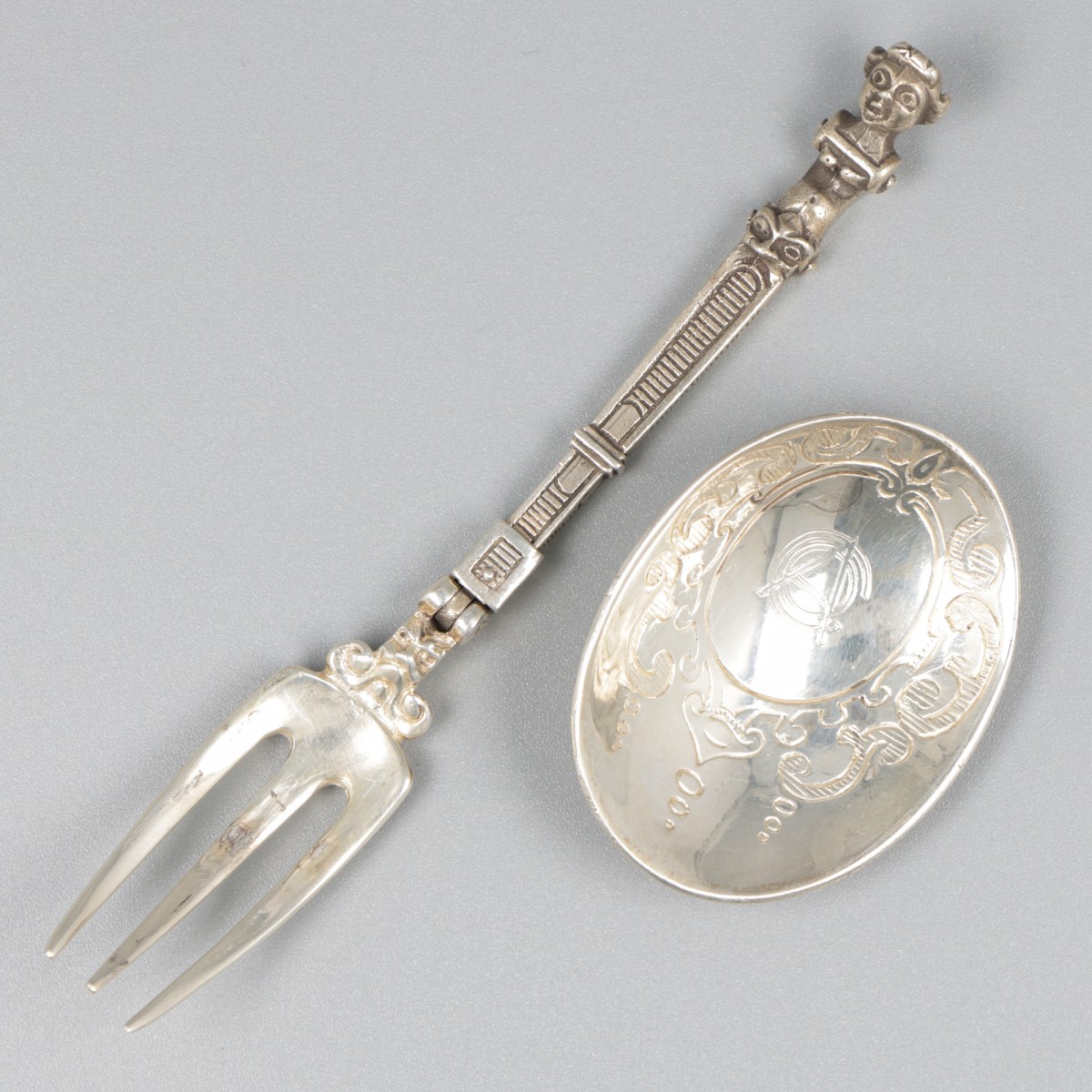 Reisbestek zilver.