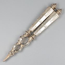 Notenkraker zilver.