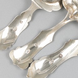 6-delig lot suikerschepjes en theeduimen zilver.