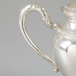Theepot zilver.