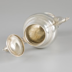 Theepot zilver.