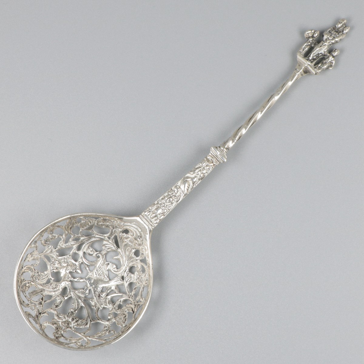 Strooilepel zilver.