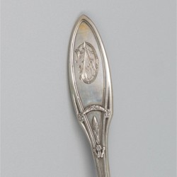 Slacouvert zilver.