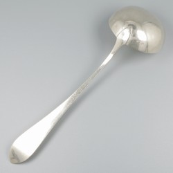 Soeplouche Hollands puntfilet zilver.