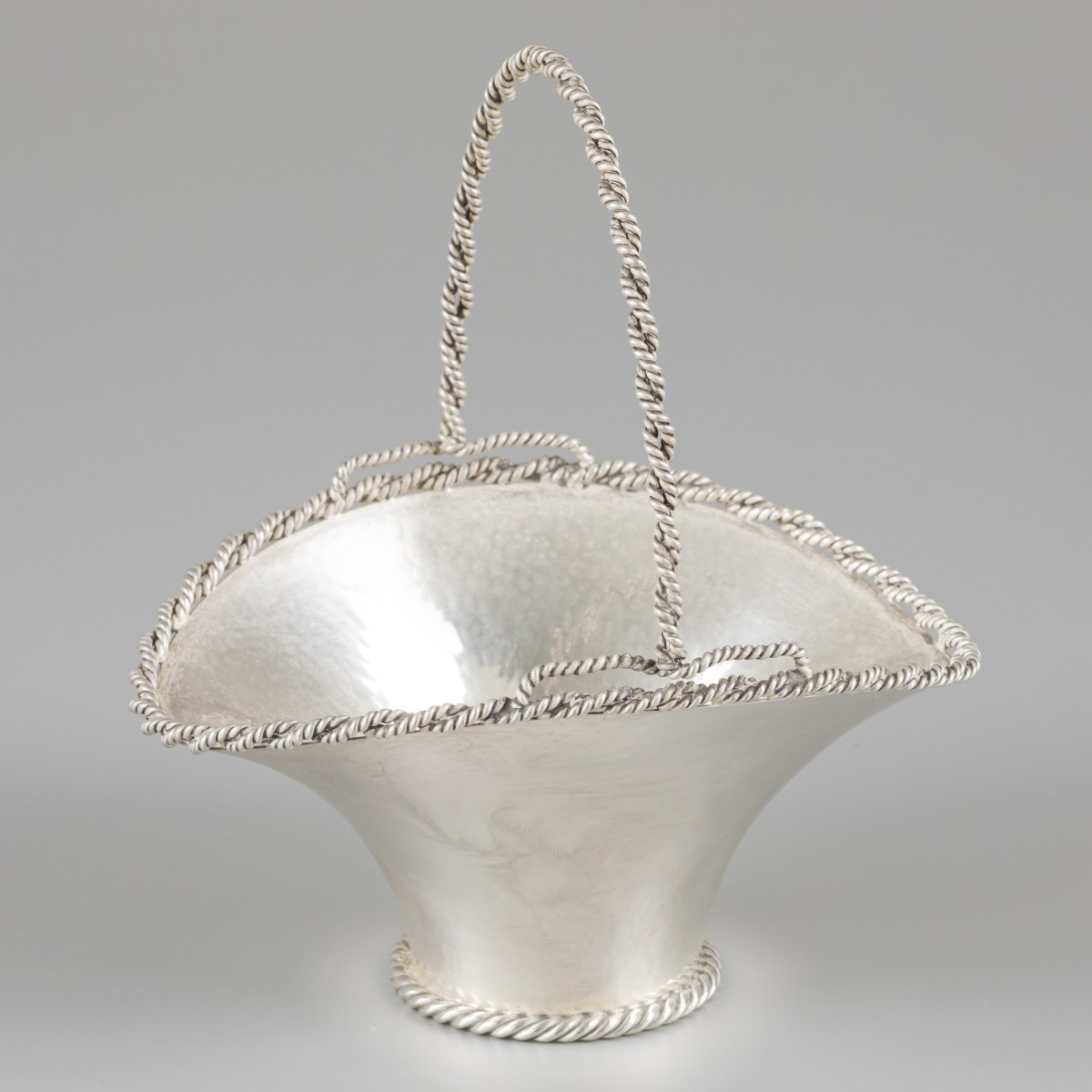 Hengselmandje zilver.