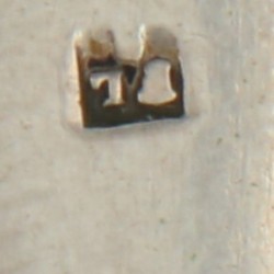 (2) Delig lot schepwerk zilver.