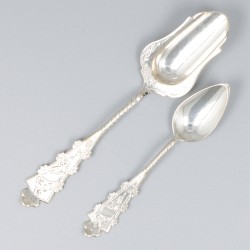 12-delige set koffielepels en suikerschep zilver.