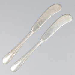 8-delige set botermessen zilver.
