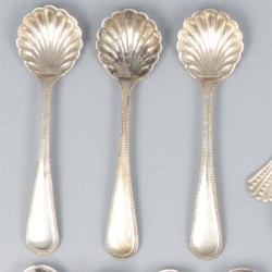13-delig lot zoutlepeltjes zilver.