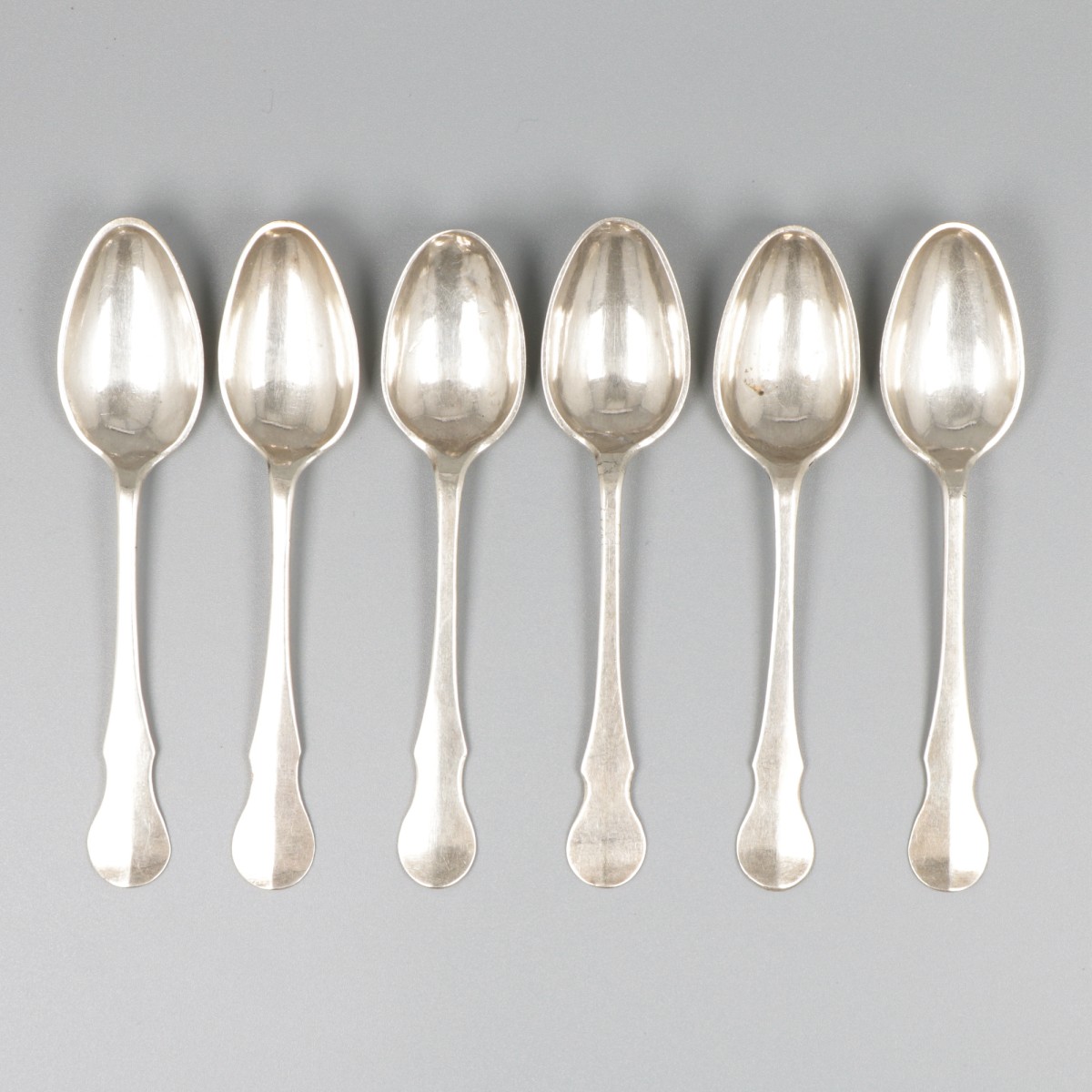 6-delige set theelepeltjes zilver.