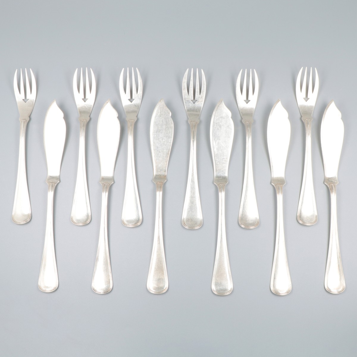 12-delige set visbestek zilver.