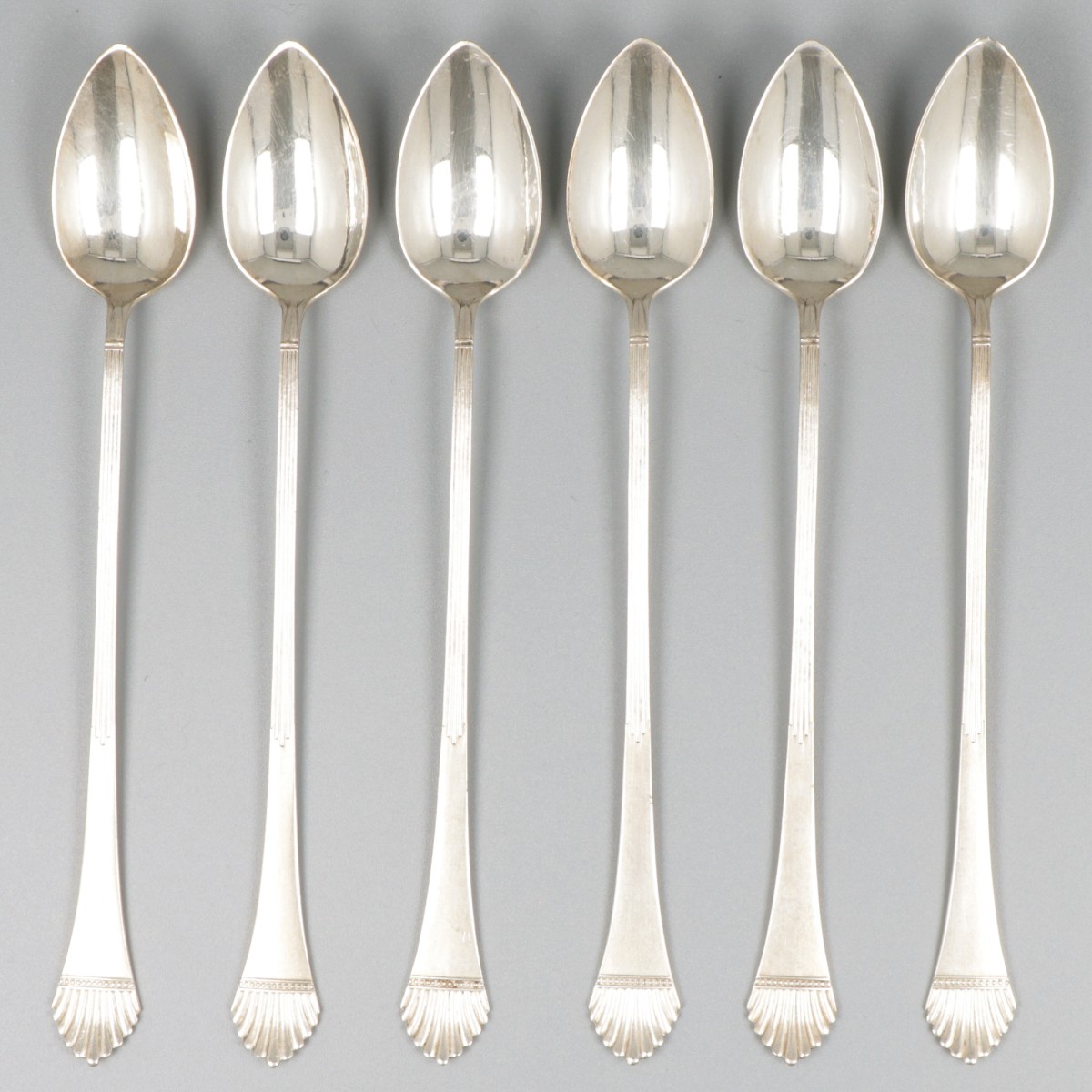 6-delige set ijslepels zilver.