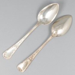 6-delige set dessertlepels zilver.
