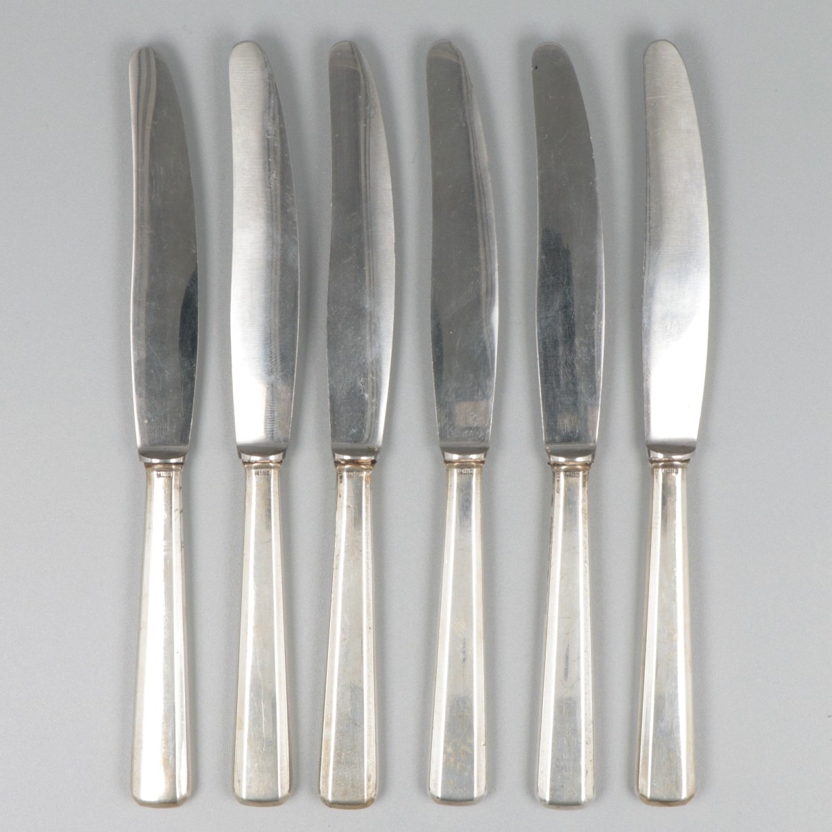 6-delige set fruitmesjes zilver.