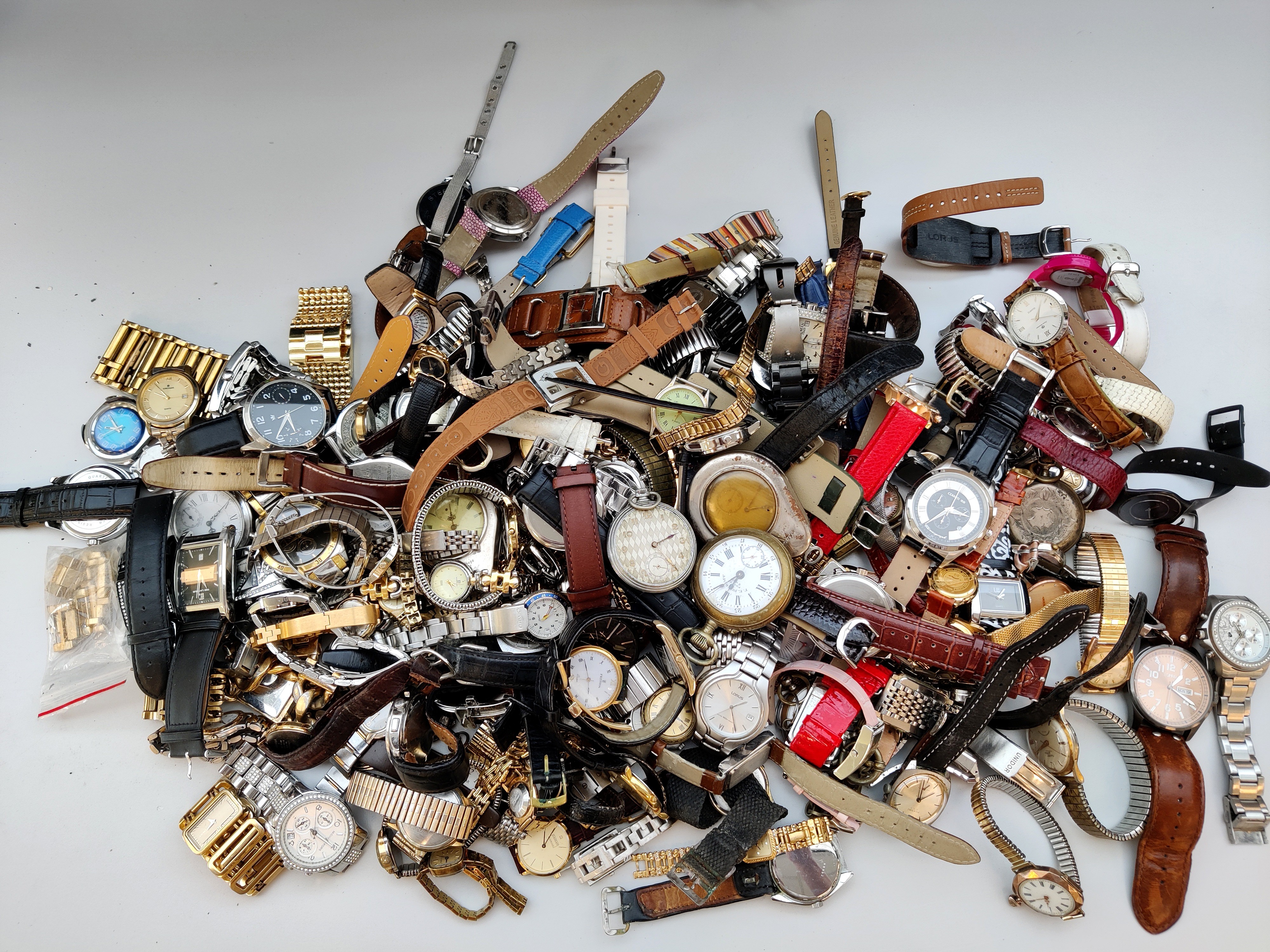 Lot horloges - o.a. Gucci, Locman, Tommy Hilfiger, Swatch, Seiko