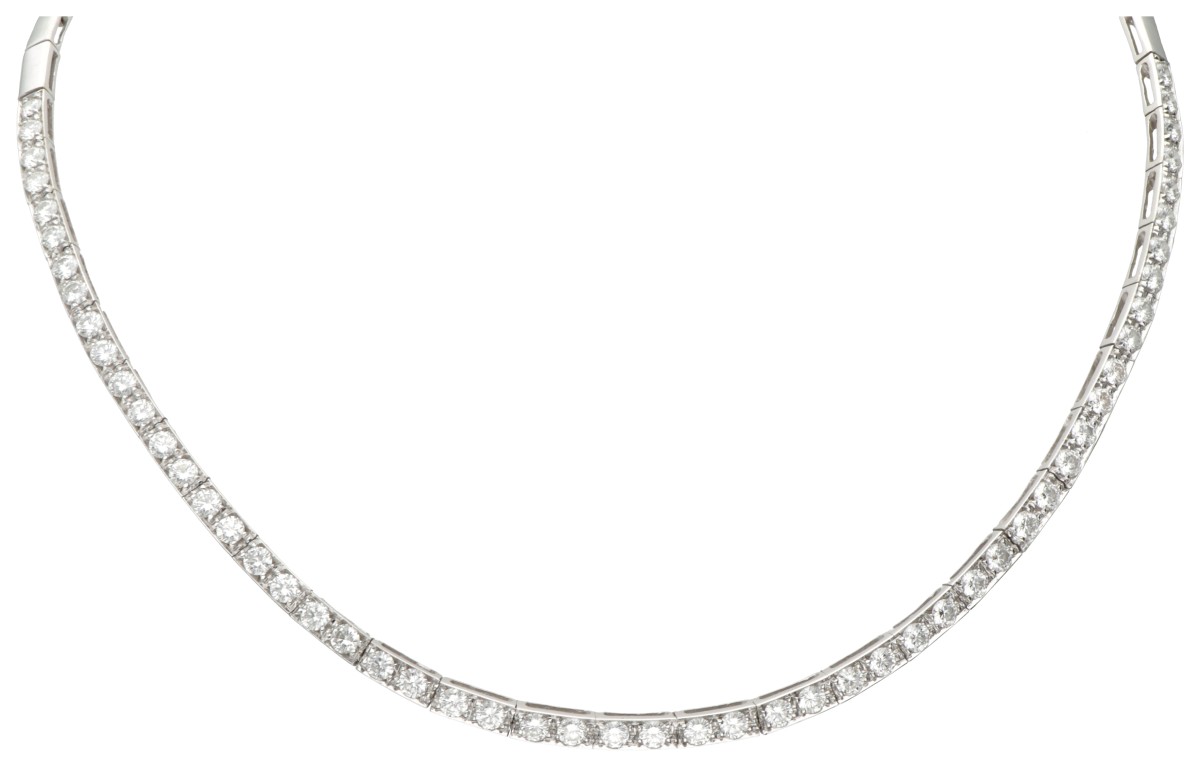 18 kt. Witgouden collier bezet met ca. 2.70 ct. diamant.