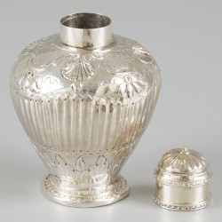 Zilveren theebusje, Andries Akersloot, Haarlem 1752.