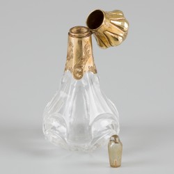 Parfumflacon goud.