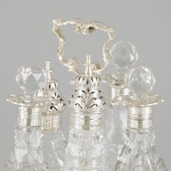 Cruet stand (Verenigd Koninkrijk Londen 1849 Charles Thomas & George Fox) zilver.