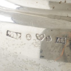 3-delige set chocoladekan en roomstel zilver.