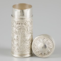 Doosje zilver.