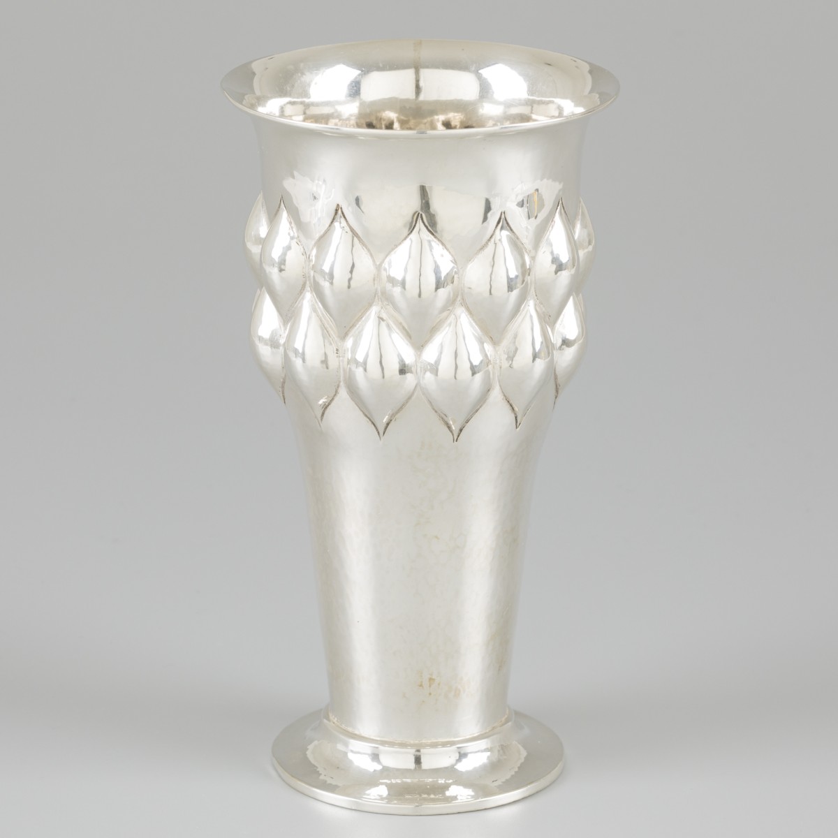 Bloemenvaas zilver.