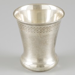 Drinkbeker zilver.