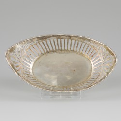 Bonbonmandje zilver.