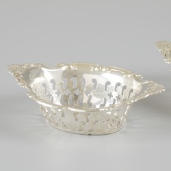2-delige set pastillemandjes zilver.