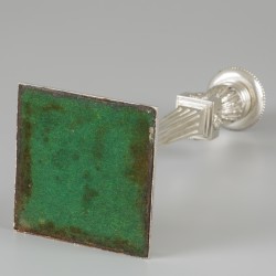 Kandelaar zilver.