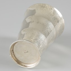Geboortebeker zilver.