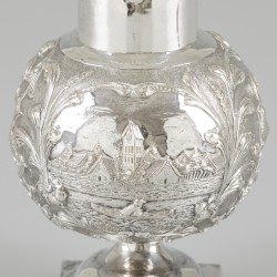 Strooibus zilver.