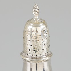 Strooibus (Londen 1786) zilver.