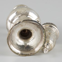 Strooibus (Londen 1786) zilver.