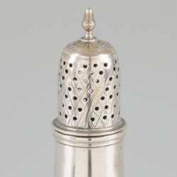 Strooibus (Londen 1788) zilver.